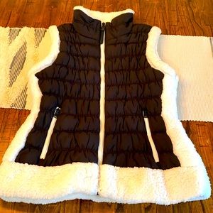 NWOT Calvin Klein Puffer Vest